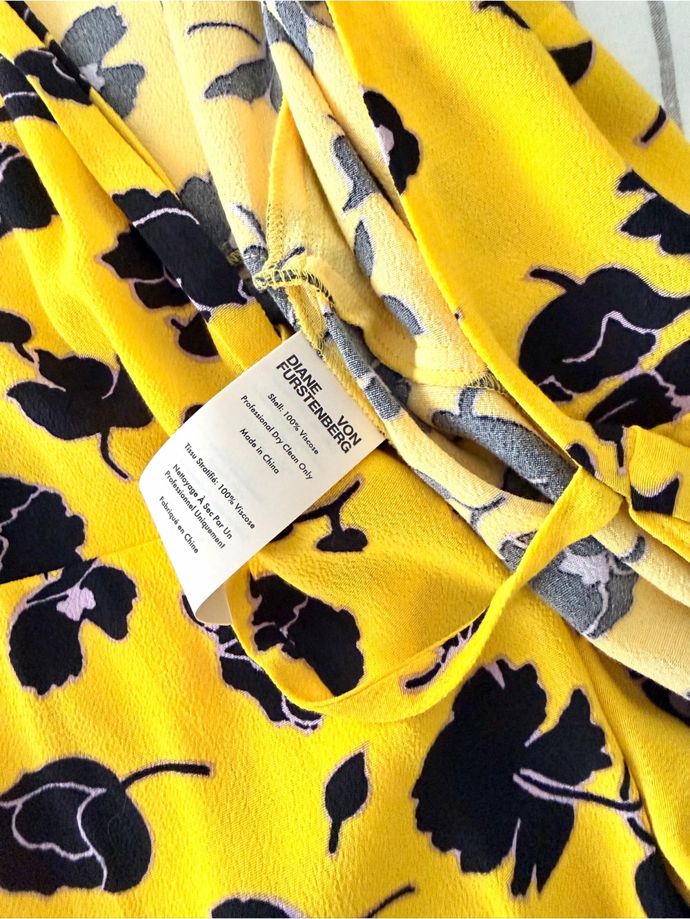 Diane von Furstenberg Emilia Wrap Dress Sz4 - Picture 5 of 6